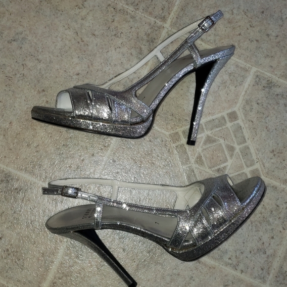 Stuart weitzman silver sparkly platform stilettos - Picture 5 of 6